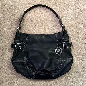 Michael Kors Bucket Bag w/Dust bag
